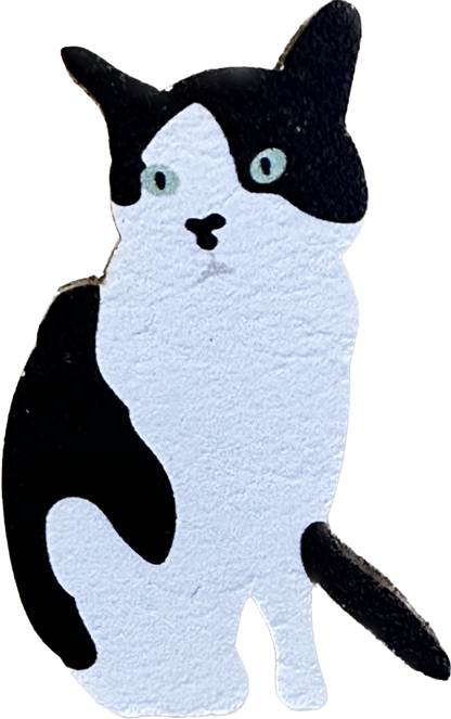 Wooden tuxedo cat shaped pin badge 